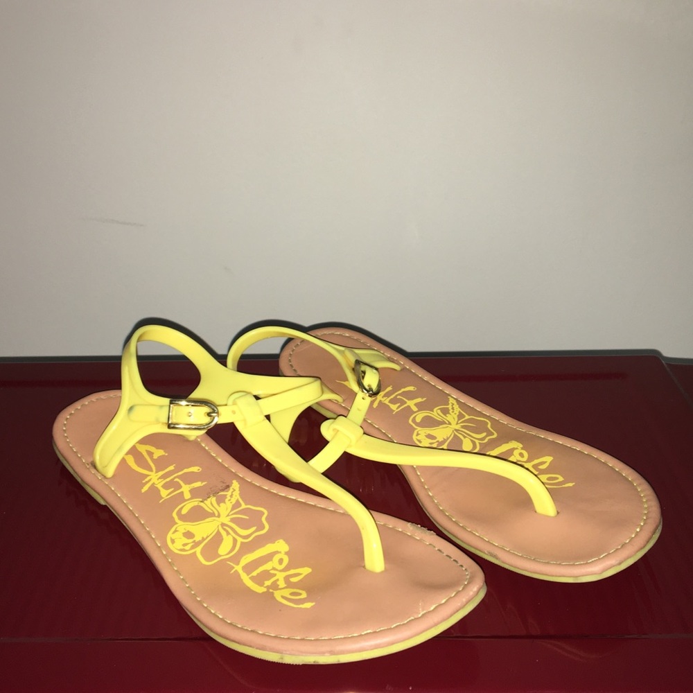 YELLOW SALT LIFE SANDALS